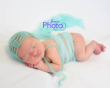 Load image into Gallery viewer, Simply Mohair Newborn Bonnet
