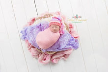 Load image into Gallery viewer, Coral, Lavender and Pink Tassel Hat
