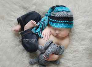 Turquoise, Gray and Black Tassel Hat