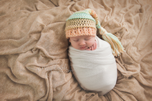 Load image into Gallery viewer, Mint, Bone, Peach and Ivory Tassel Hat
