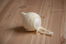 Load image into Gallery viewer, Taylor Newborn Bonnet
