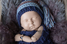Load image into Gallery viewer, Taupe, Light Country Blue, Navy and Gray Tassel Hat
