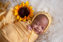 Load image into Gallery viewer, Sunshine Newborn Bonnet
